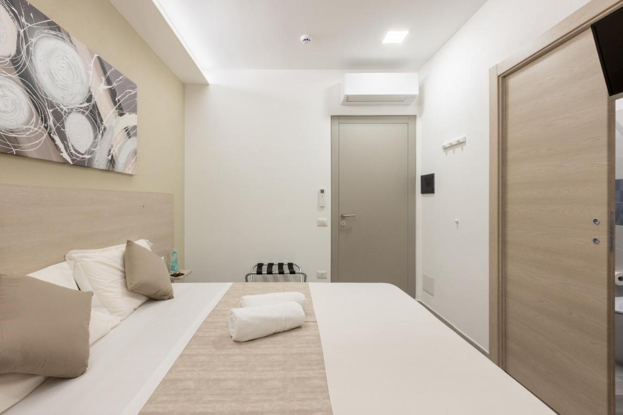 Deledda Home Cagliari Extérieur photo